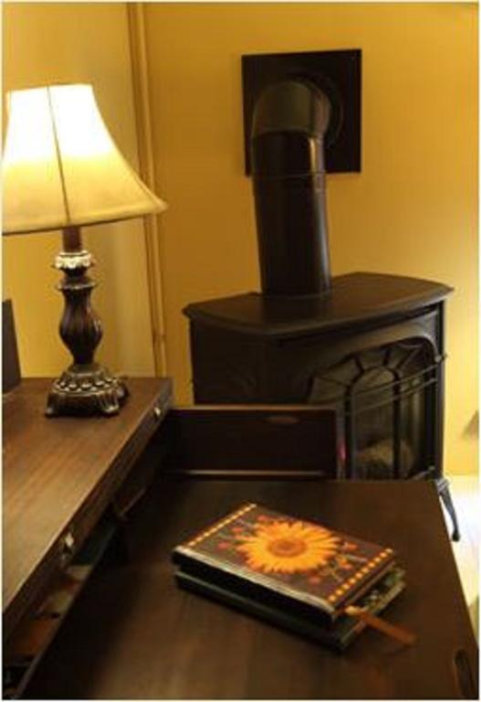Munro House Bed And Breakfast Jonesville Quarto foto